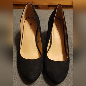 Black Torrid pumps